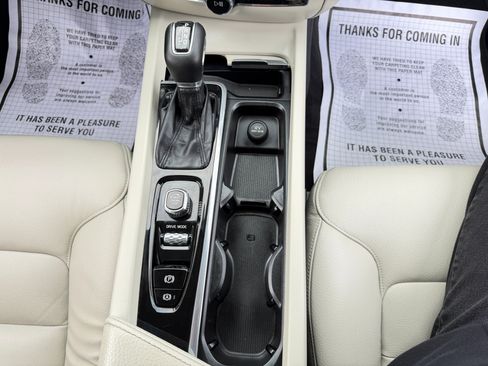 Used 2020 Volvo S60 T5 Momentum w/ Protection Package image 50