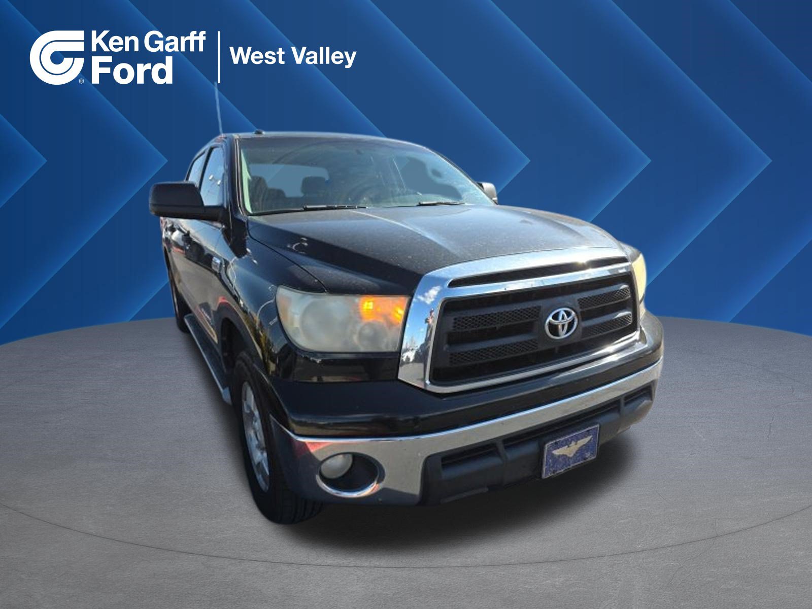 Used 2010 Toyota Tundra 4x4 CrewMax image 1