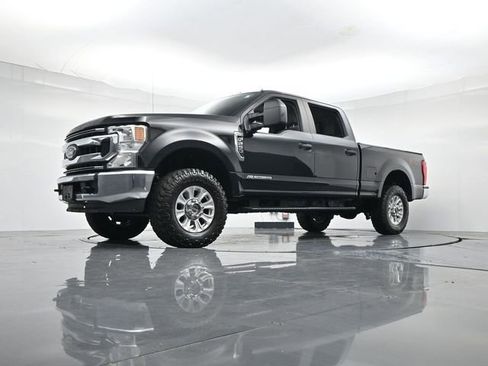 Certified 2021 Ford F250 XL w/ STX Appearance Package image 36