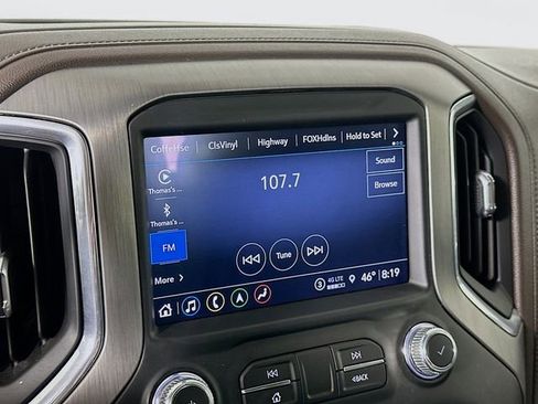 Used 2022 GMC Sierra 2500 Denali w/ Denali Black Diamond Edition image 15