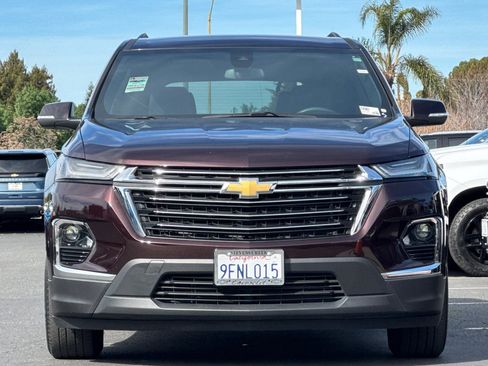 Used 2023 Chevrolet Traverse LT image 10