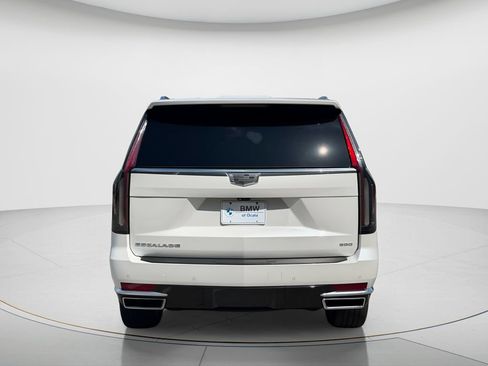 Used 2023 Cadillac Escalade ESV Premium Luxury w/ LPO, Radiant Package AWD/4WD image 6