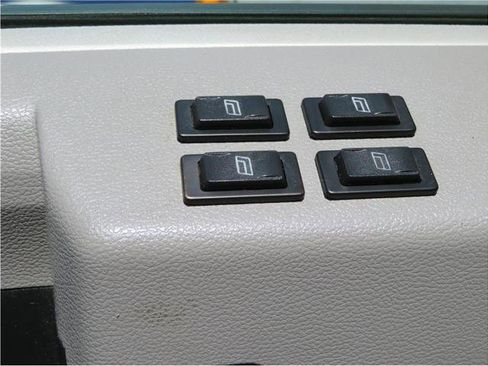 Used 2017 Ford F250 XL w/ Snow Plow Prep Package image 11