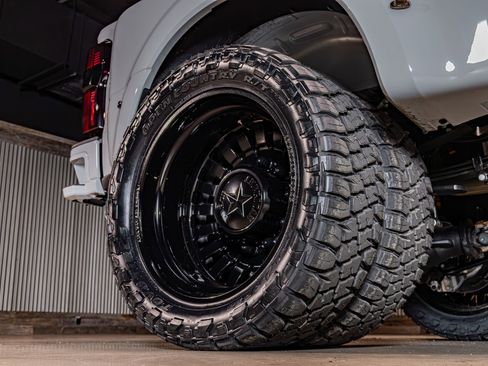 Used 2026 Ford F450 Platinum w/ Platinum Plus Package image 14