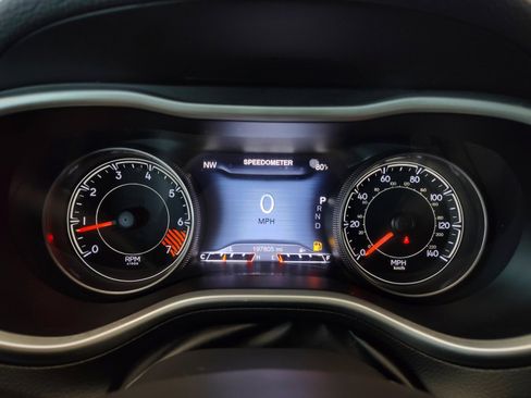 Used 2014 Jeep Cherokee Limited image 19