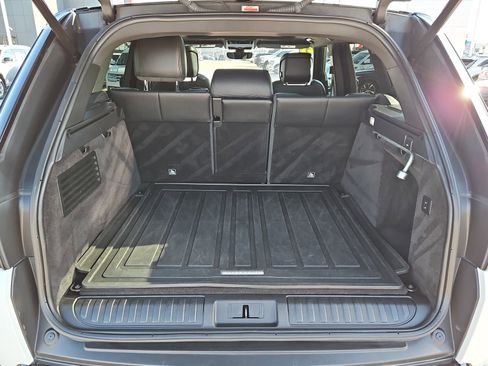 Used 2021 Land Rover Range Rover Sport HSE Silver Edition image 11