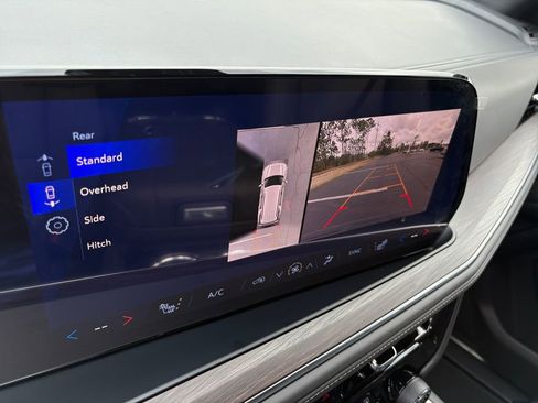 New 2026 Chevrolet Tahoe Z71 image 21