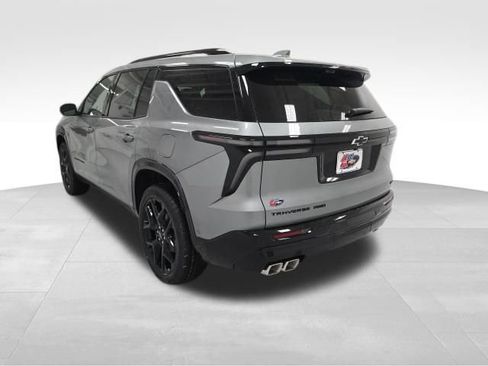 New 2026 Chevrolet Traverse RS image 3