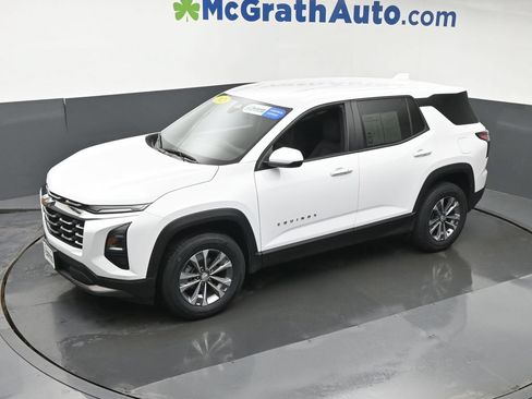 Used 2025 Chevrolet Equinox LT AWD/4WD image 22