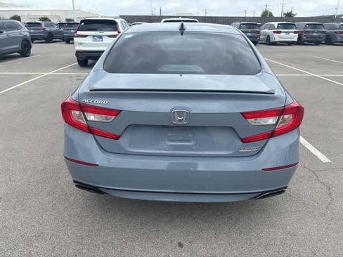 Used 2021 Honda Accord Sport Special Edition image 4