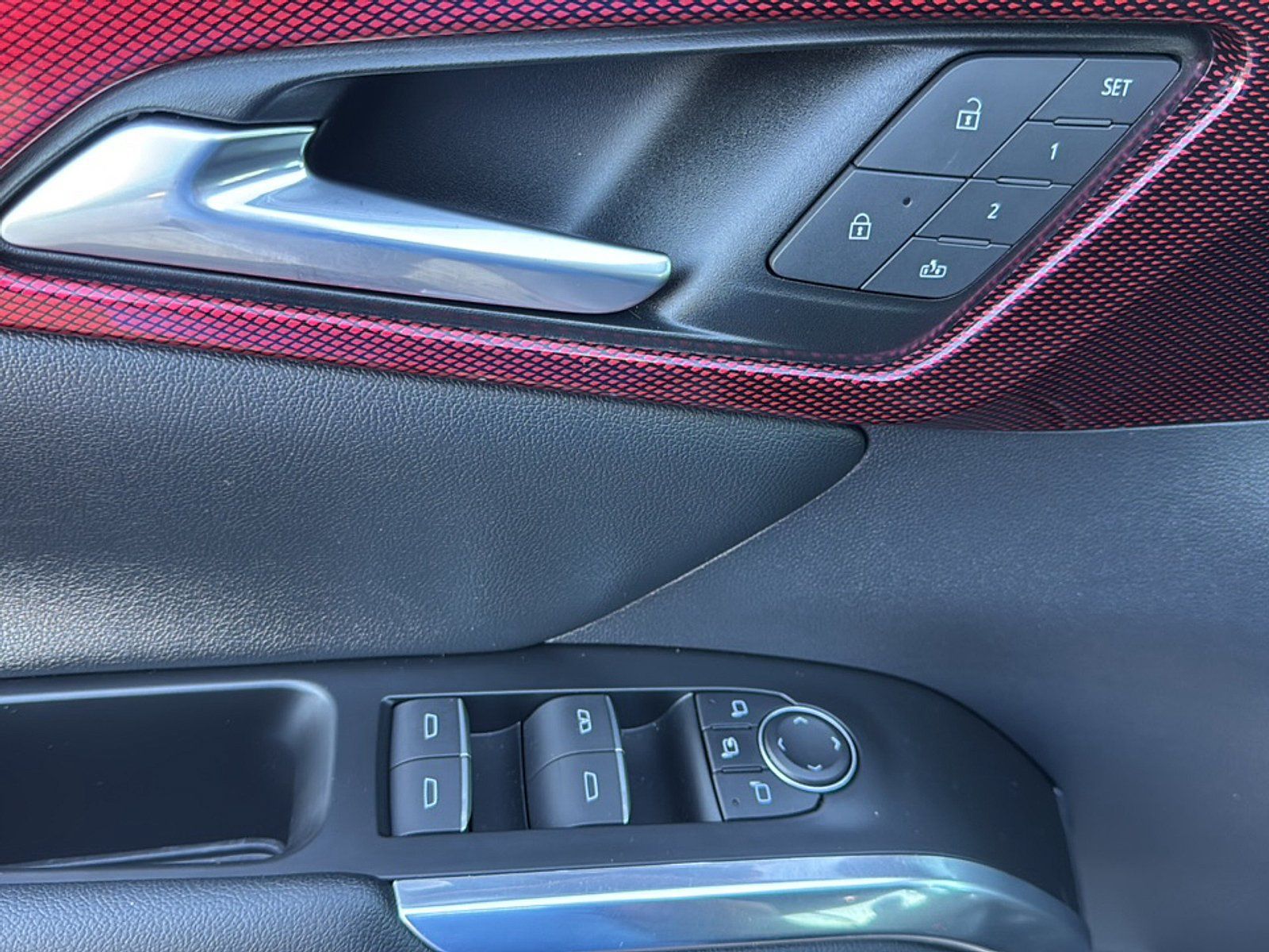 Used 2024 Chevrolet Traverse RS w/ LPO, Floor Liner Package AWD/4WD image 17