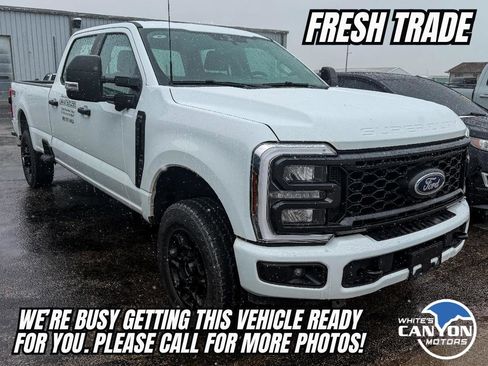 Used 2025 Ford F250 XL w/ STX Appearance Package image 5