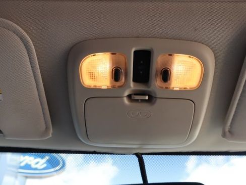 Used 2009 Ford Escape XLT FWD image 21