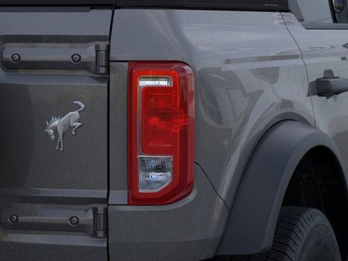 New 2025 Ford Bronco 4-Door image 23