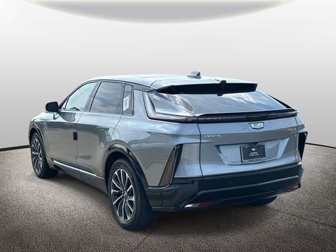 New 2026 Cadillac Lyriq Sport w/ LPO, Floor Liner Package image 4