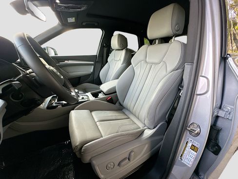 Used 2025 Audi Q5 2.0T Premium w/ Convenience Plus Package image 20