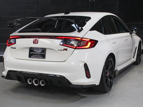 Used 2024 Honda Civic Type R image 18