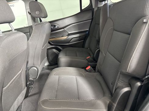 Used 2023 GMC Acadia SLE w/ Driver Convenience Package image 21