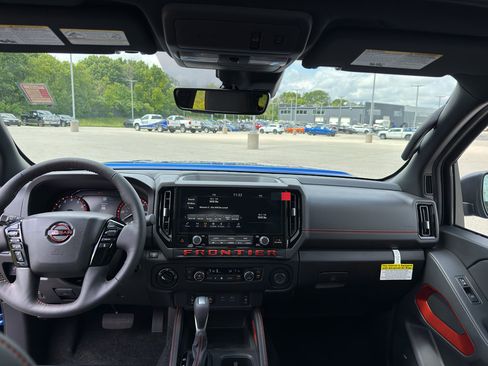 New 2026 Nissan Frontier PRO-4X w/ Pro Premium Package AWD/4WD image 29