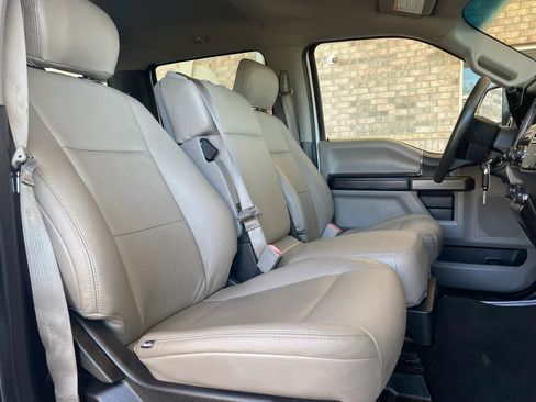 Used 2019 Ford F250 XLT w/ FX4 Off-Road Package image 20