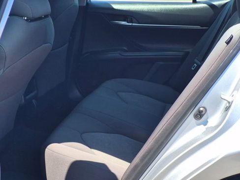 Used 2023 Toyota Camry LE FWD image 17