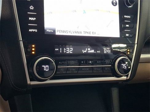 Used 2018 Subaru Outback 2.5i Limited image 16