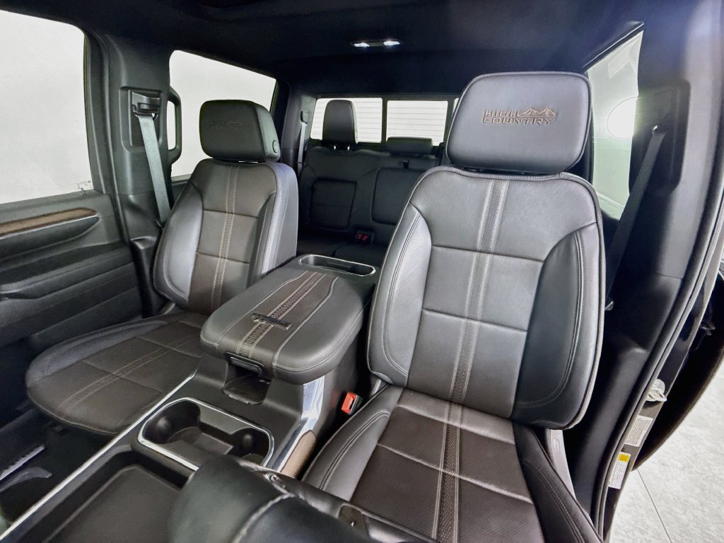 Used 2024 Chevrolet Silverado 2500 High Country w/ High Country Premium Package AWD/4WD image 11