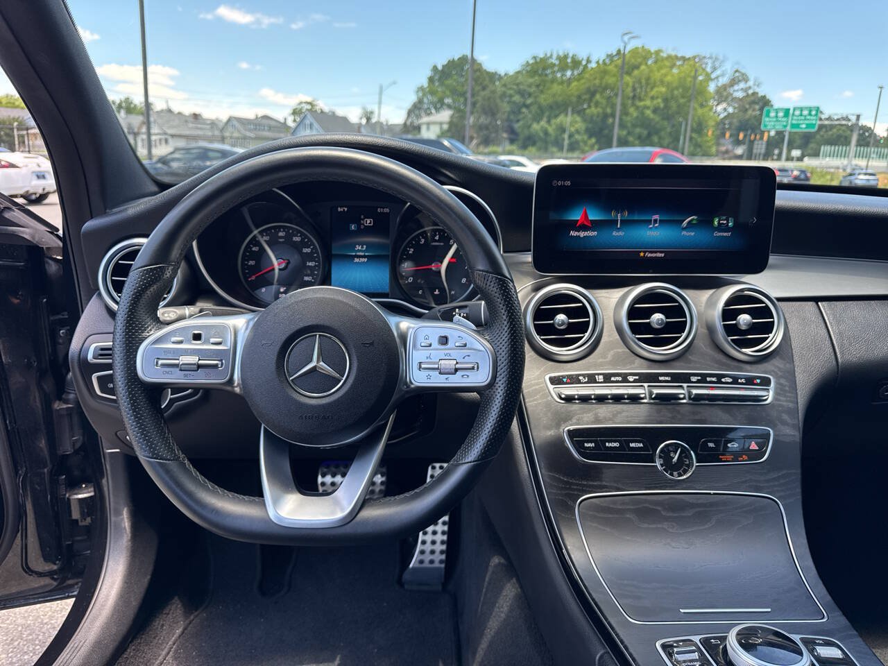 Used 2019 Mercedes-Benz C 300 Sedan image 18