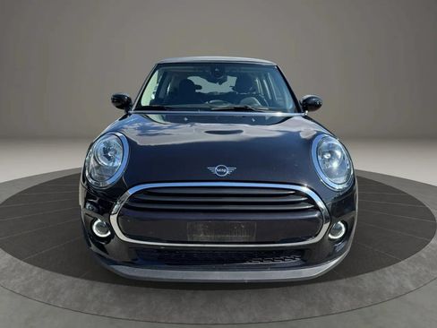 Used 2021 MINI Cooper 2-Door Hardtop FWD image 3