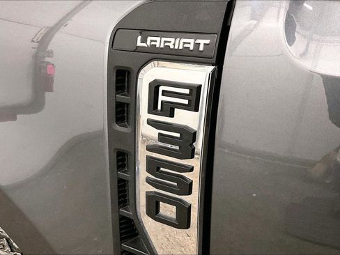 Used 2024 Ford F350 Lariat w/ Lariat Ultimate Package image 13