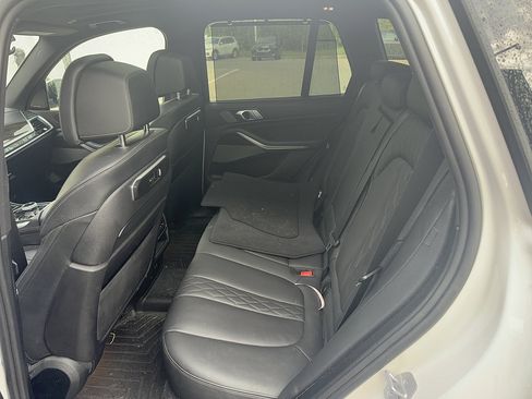 Used 2024 BMW X5 xDrive40i w/ Executive Package AWD/4WD image 5