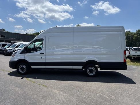 Used 2024 Ford Transit 250 148 High Roof Extended w/ Load Area Protection Package RWD image 4