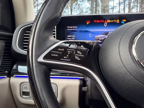 Certified 2024 Mercedes-Benz GLE 450e 4MATIC image 25