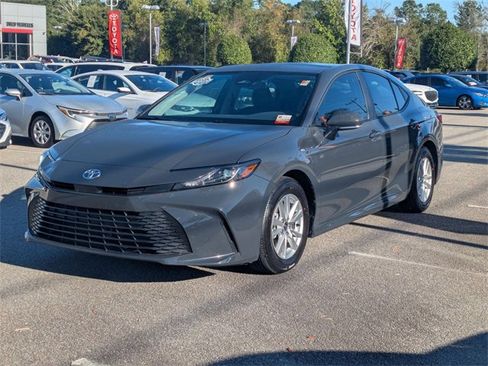 Certified 2025 Toyota Camry LE w/ Convenience Package image 7