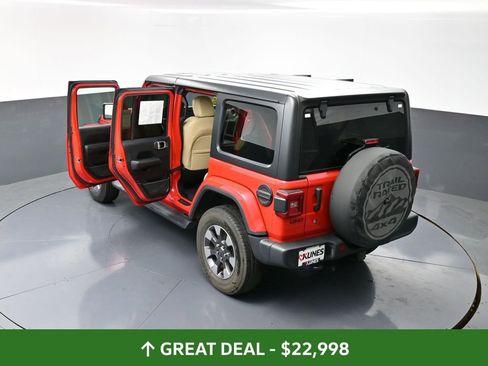 Used 2018 Jeep Wrangler Unlimited Sahara w/ Dual Top Group image 62