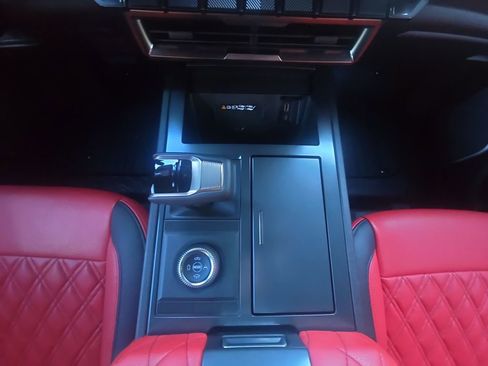 Used 2025 GMC Hummer EV 3X w/ Extreme Off-Road Package image 13