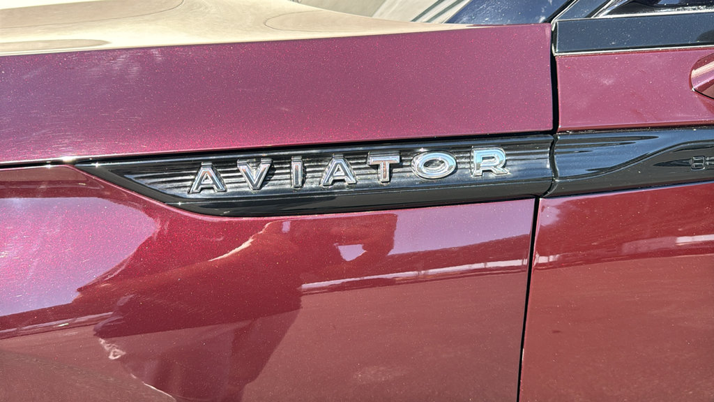 Used 2024 Lincoln Aviator Reserve w/ Jet Package AWD/4WD image 7