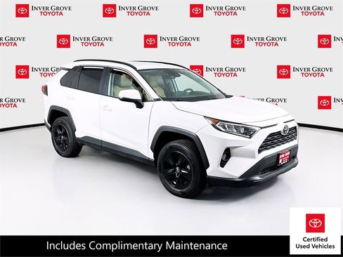 Certified 2021 Toyota RAV4 XLE image 3