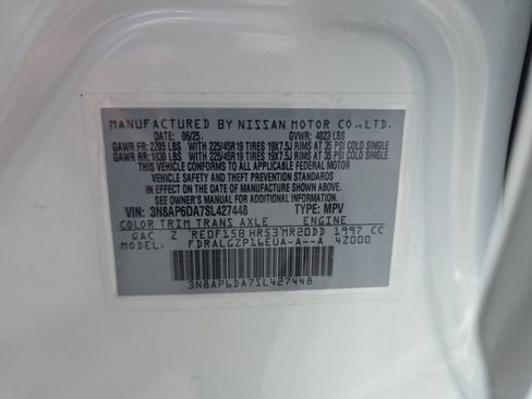 Used 2025 Nissan Kicks SR FWD image 31