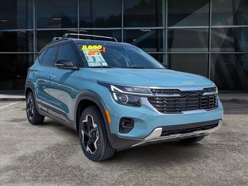 New 2026 Kia Seltos S AWD/4WD image 2