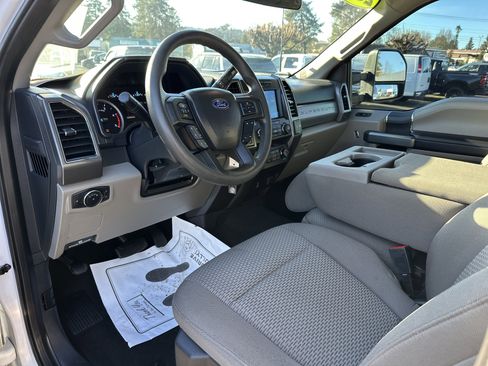 Used 2022 Ford F250 XLT image 9