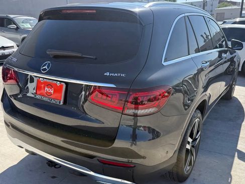 Used 2021 Mercedes-Benz GLC 300 4MATIC image 9