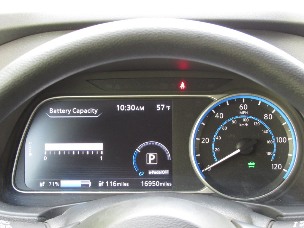 Used 2025 Nissan Leaf S FWD image 20