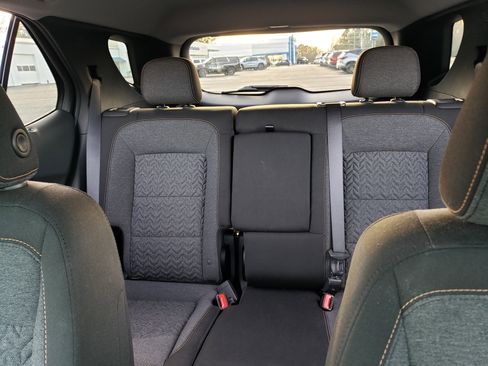 Used 2022 Chevrolet Equinox LT w/ Driver Convenience Package image 30