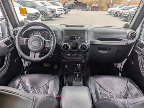 Used 2013 Jeep Wrangler Sport image 12