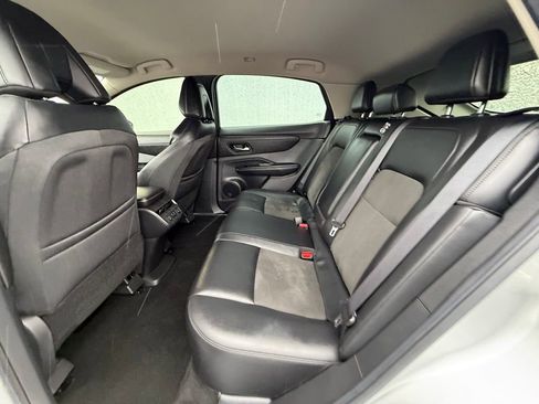 Used 2023 Nissan Ariya FWD image 16