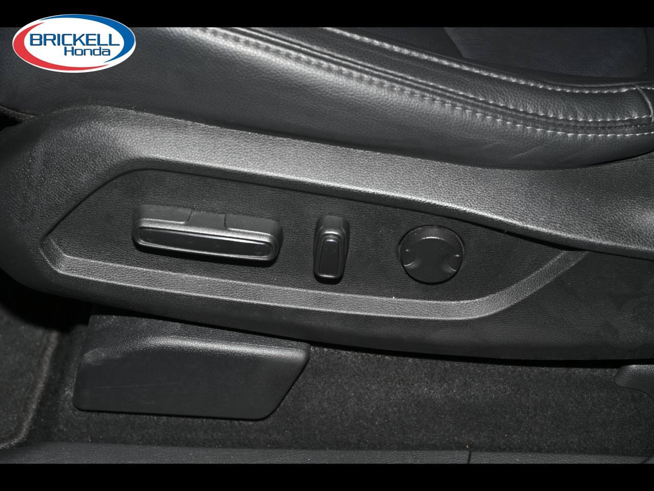 Certified 2025 Honda Pilot EX-L image 23