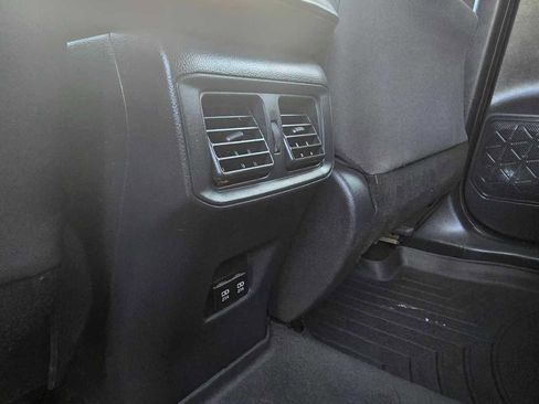 Used 2019 Toyota RAV4 XLE image 22