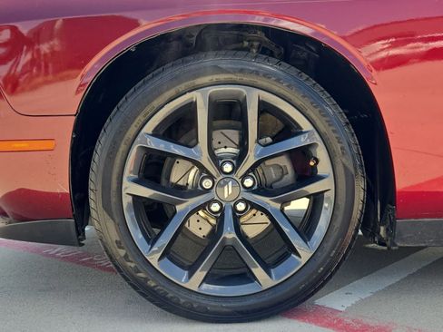 Used 2020 Dodge Challenger SXT w/ Blacktop Package RWD image 12