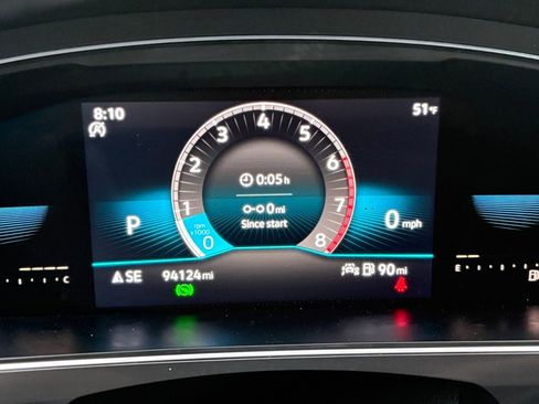 Used 2022 Volkswagen Tiguan SE R-Line image 16